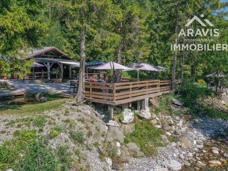 Maison Thônes - 4 chambres - 234m²