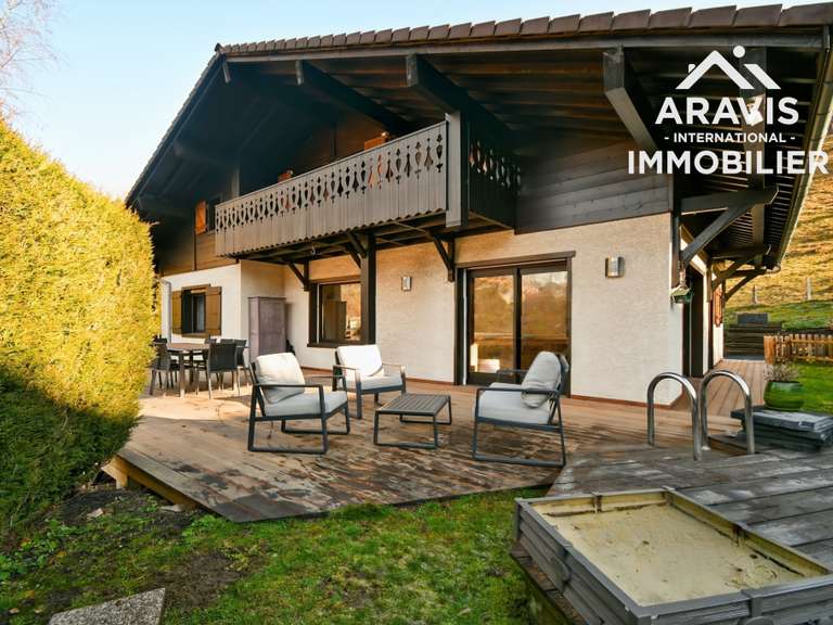 House Thônes - 5 bedrooms - 195m²