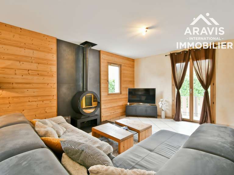 Maison Thônes - 4 chambres - 159m²