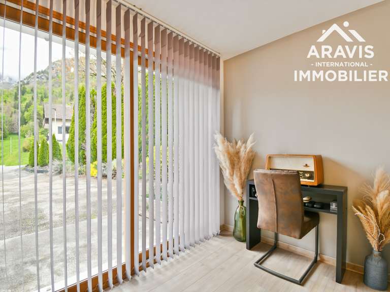 Maison Thônes - 4 chambres - 159m²