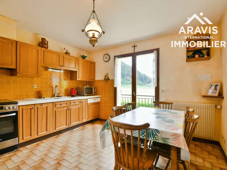 House Thônes - 5 bedrooms - 175m²