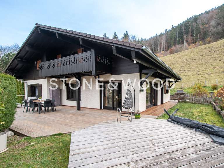 Maison Thônes - 5 chambres - 195m²