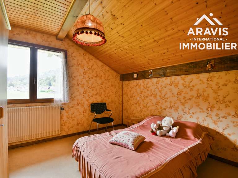 Maison Thônes - 5 chambres - 175m²