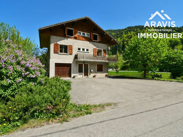 Maison Thônes - 2 chambres - 230m²