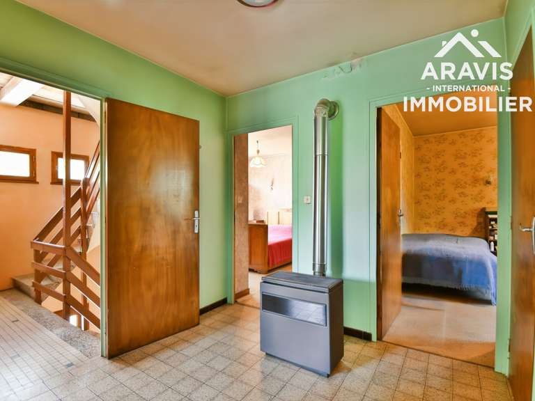 Maison Thônes - 2 chambres - 230m²