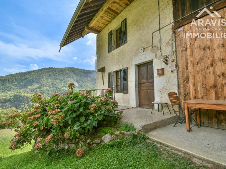 Maison Thônes - 2 chambres - 103m²