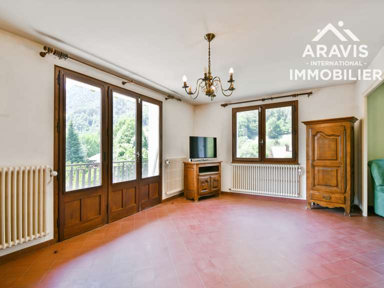 Maison Thônes - 4 chambres - 164m²