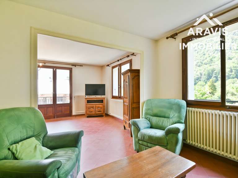Maison Thônes - 4 chambres - 164m²