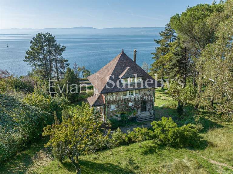 Maison Thonon-les-Bains - 4 chambres - 203m²