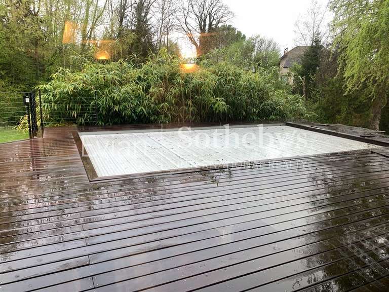 House Thonon-les-Bains - 4 bedrooms - 219m²
