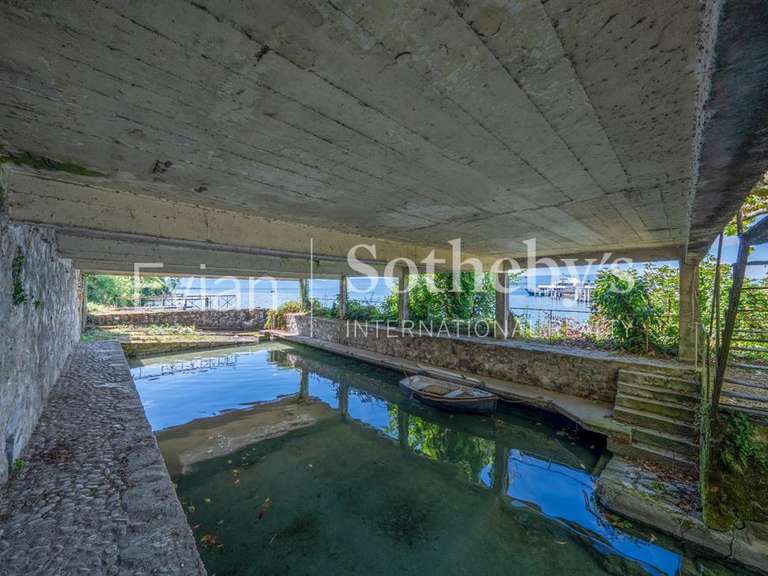 Maison Thonon-les-Bains - 14 chambres - 527m²