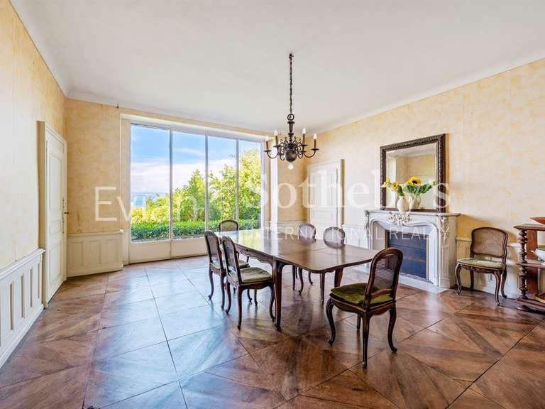 Maison Thonon-les-Bains - 14 chambres - 527m²