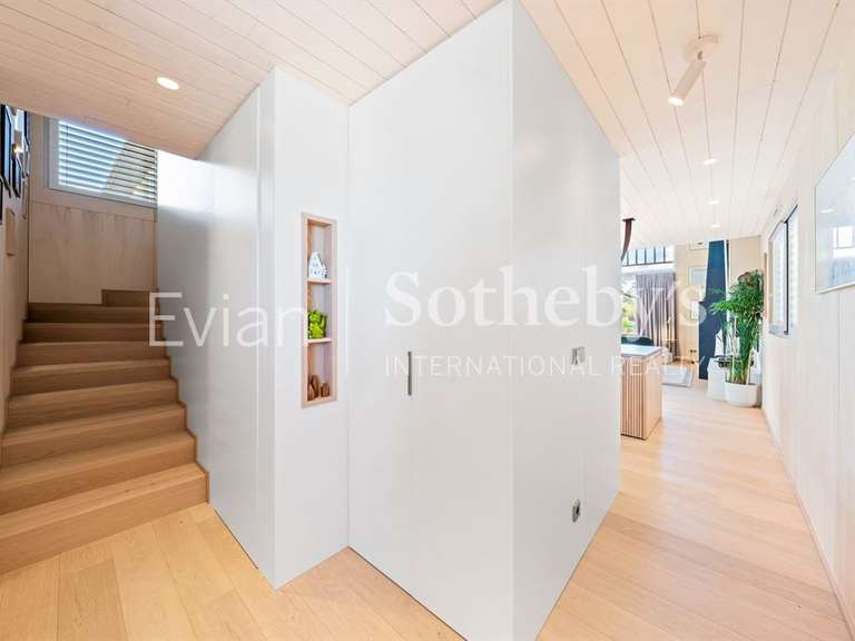 Maison Thonon-les-Bains - 6 chambres - 225m²