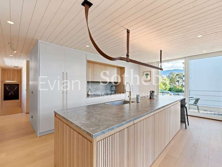 Maison Thonon-les-Bains - 6 chambres - 225m²