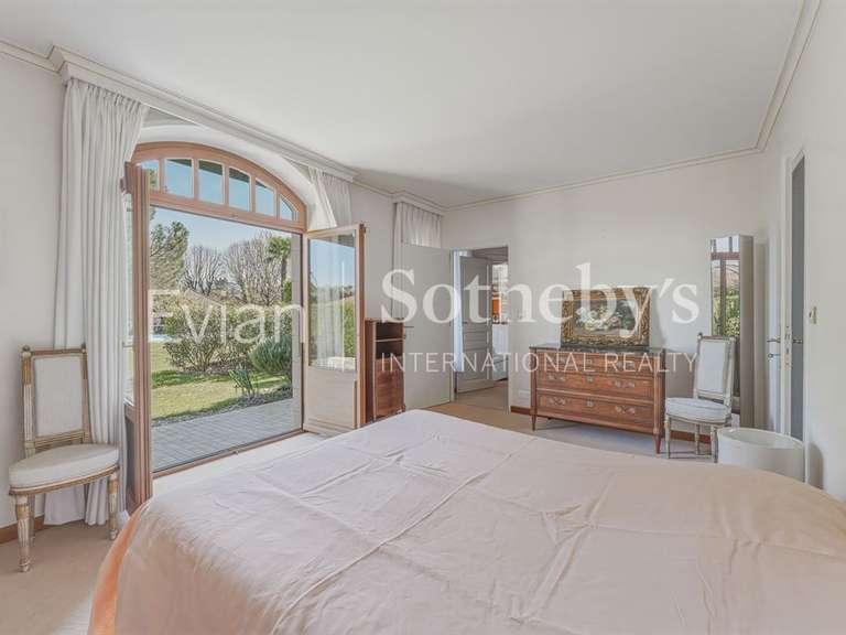 Maison Thonon-les-Bains - 4 chambres - 417m²