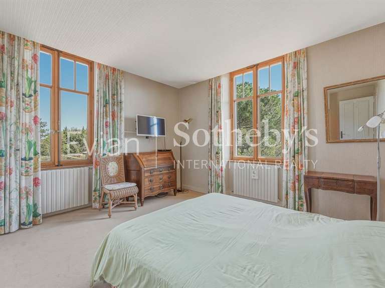 Maison Thonon-les-Bains - 4 chambres - 417m²