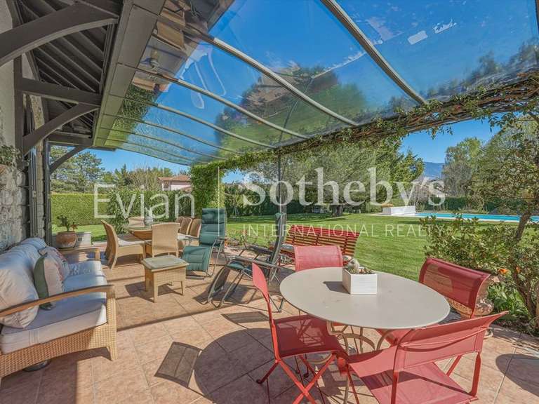 Maison Thonon-les-Bains - 4 chambres - 417m²