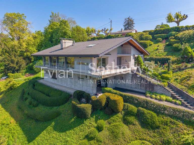 Maison Thonon-les-Bains - 5 chambres - 306m²