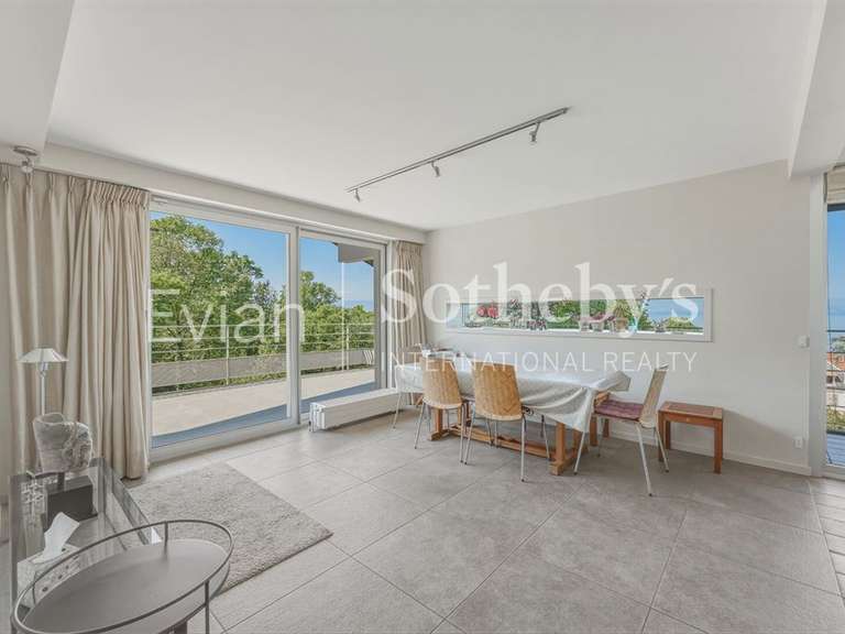 Maison Thonon-les-Bains - 5 chambres - 306m²