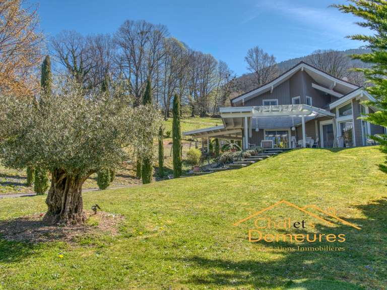 House Thonon-les-Bains - 4 bedrooms - 388m²
