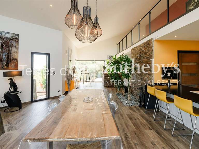 Maison Thuir - 4 chambres - 200m²
