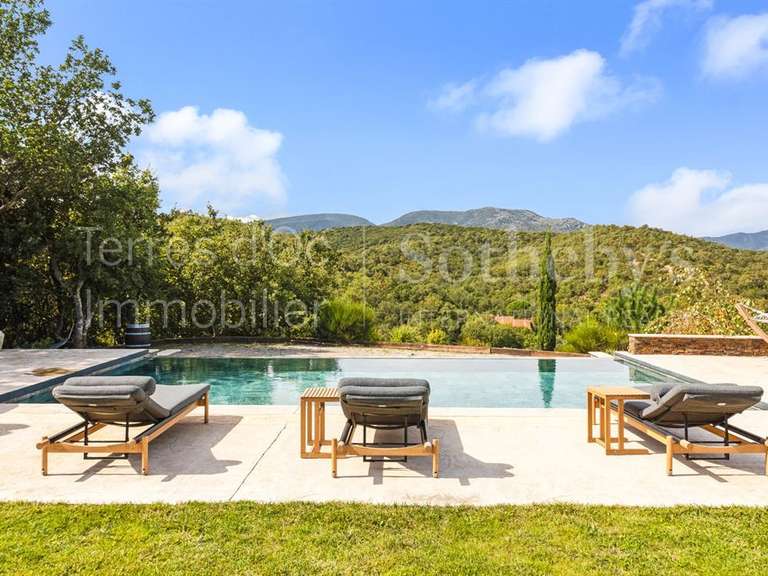 Maison Thuir - 4 chambres - 200m²