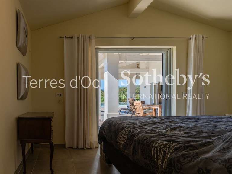 Maison Thuir - 4 chambres - 262m²