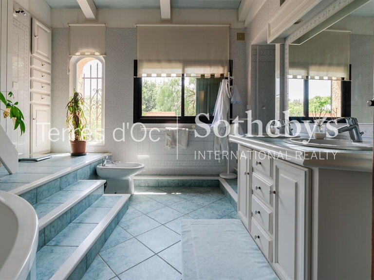 Maison Thuir - 4 chambres - 290m²