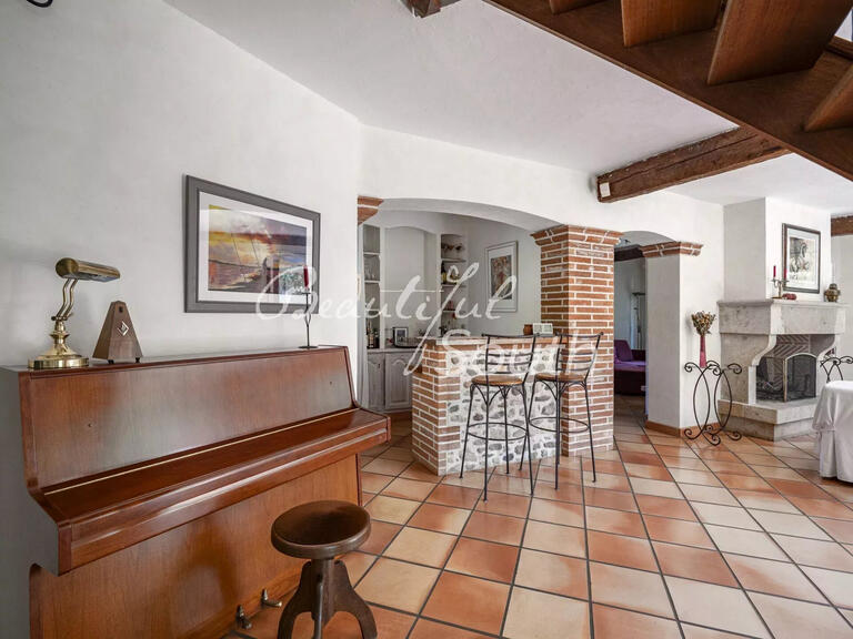 Maison Thuir - 5 chambres - 384m²