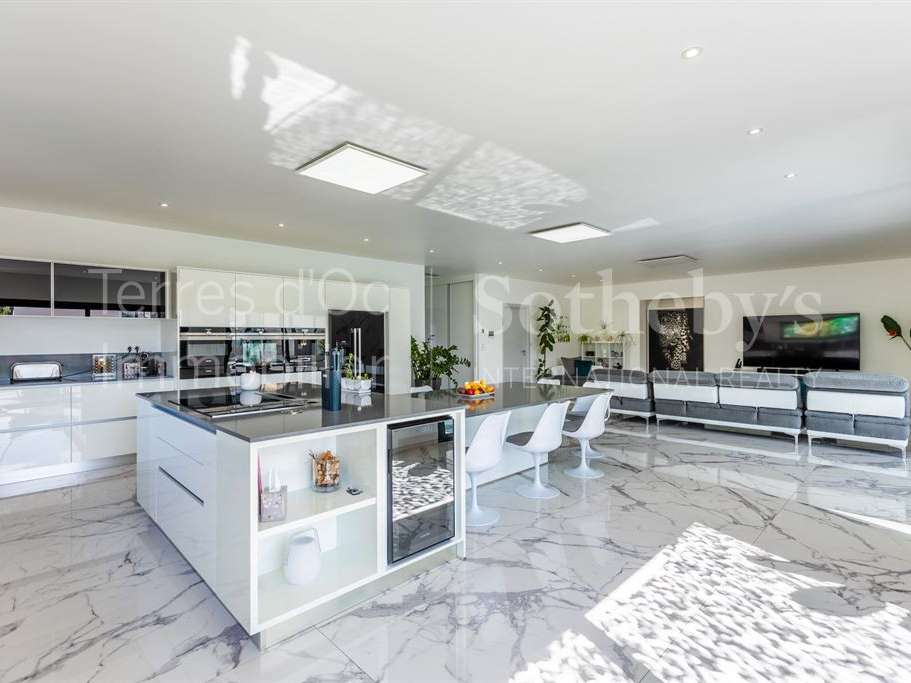 Maison Thuir