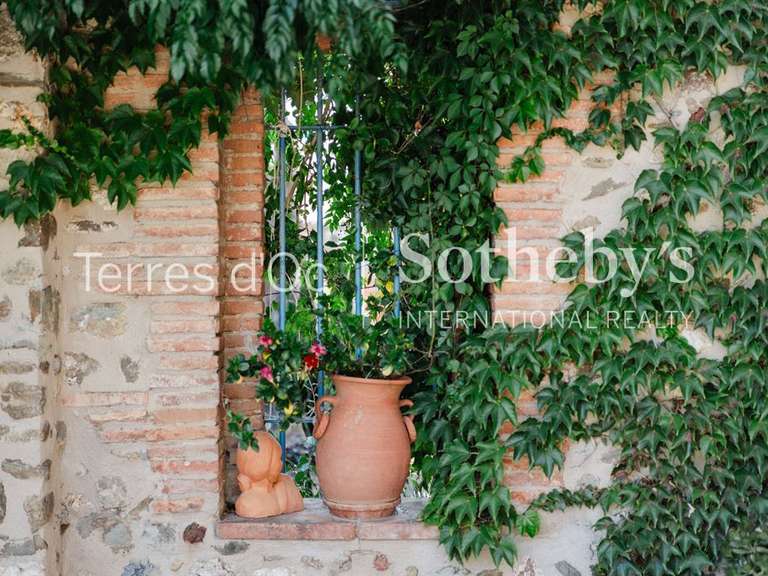 Maison Thuir - 5 chambres - 300m²