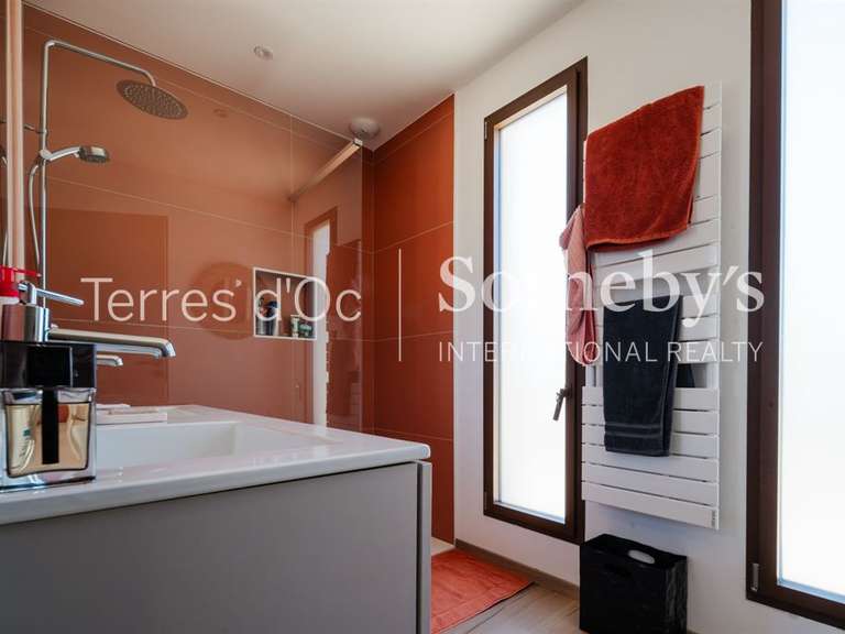 Maison Thuir - 5 chambres - 160m²