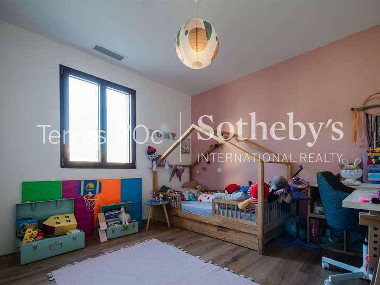 Maison Thuir - 5 chambres - 160m²