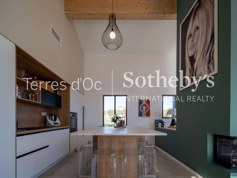 Maison Thuir - 5 chambres - 160m²