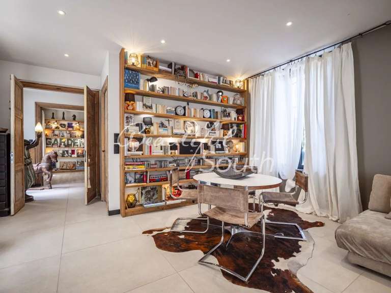 Maison Thuir - 4 chambres - 263m²