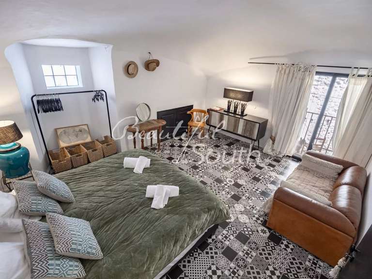 Maison Thuir - 4 chambres - 263m²