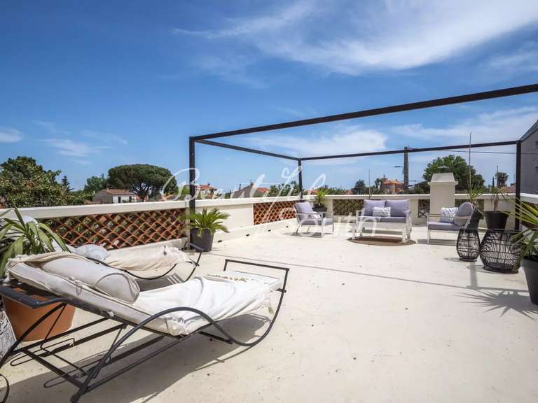 Maison Thuir - 4 chambres - 263m²