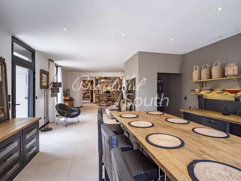 Maison Thuir - 4 chambres - 263m²