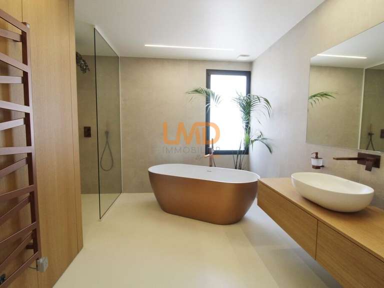 Villa Thuir - 4 chambres - 251m²