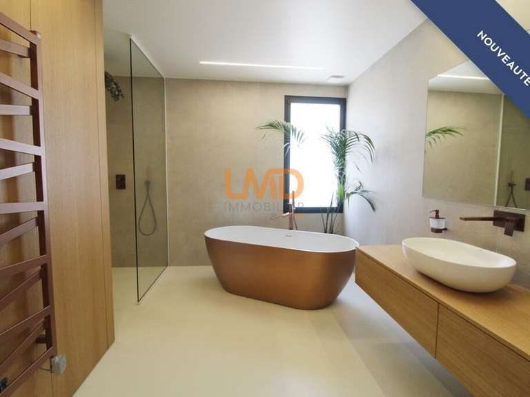 Villa Thuir - 4 chambres - 251m²