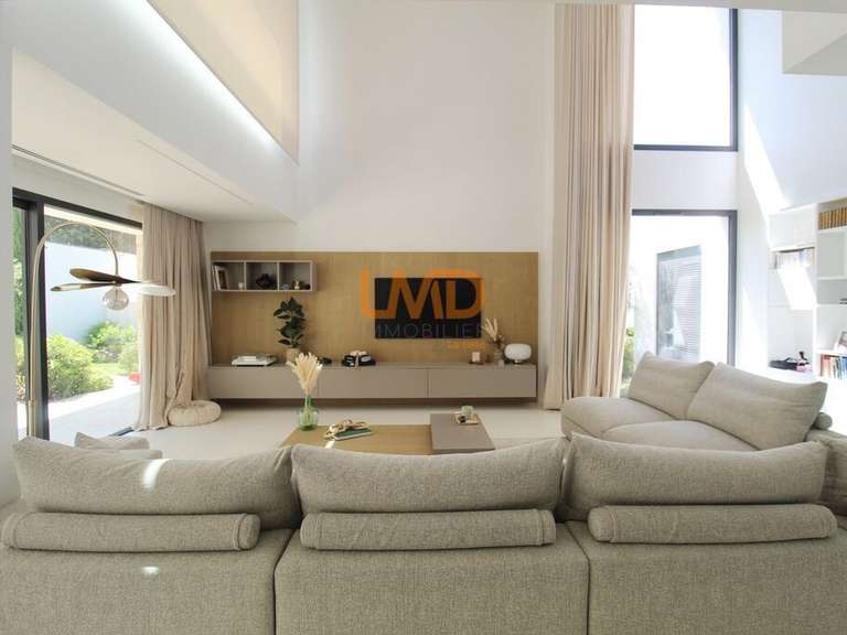 Villa Thuir - 4 chambres - 251m²