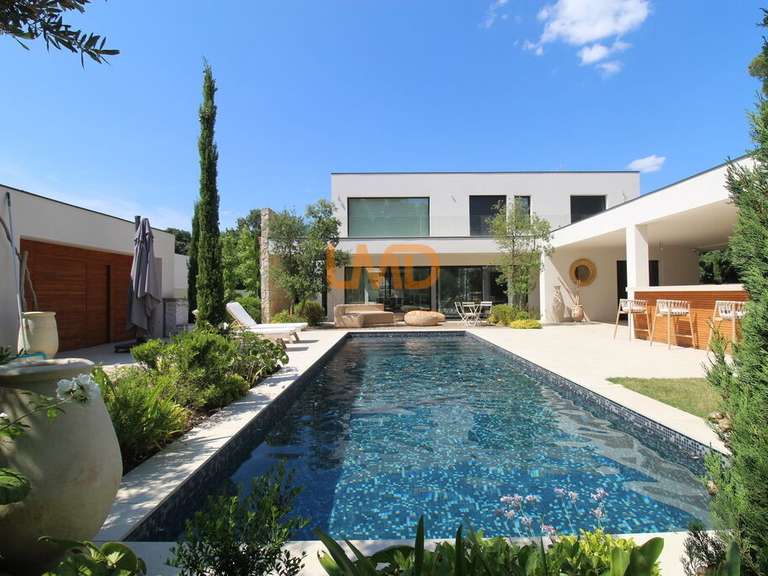 Villa Thuir - 4 chambres - 251m²