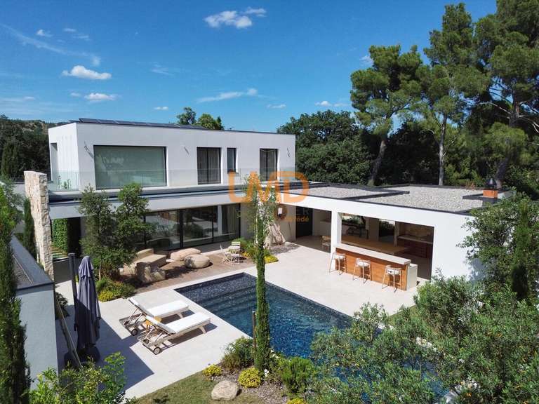 Villa Thuir - 4 chambres - 251m²