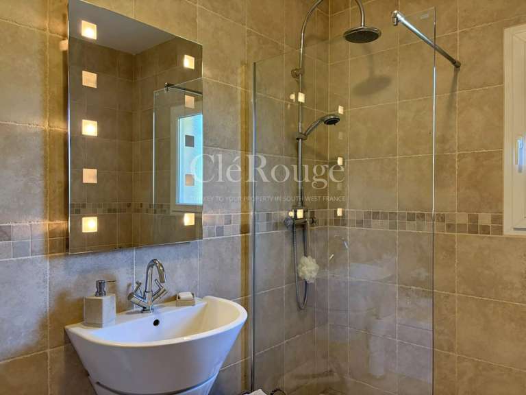House Tombeboeuf - 3 bedrooms - 200m²