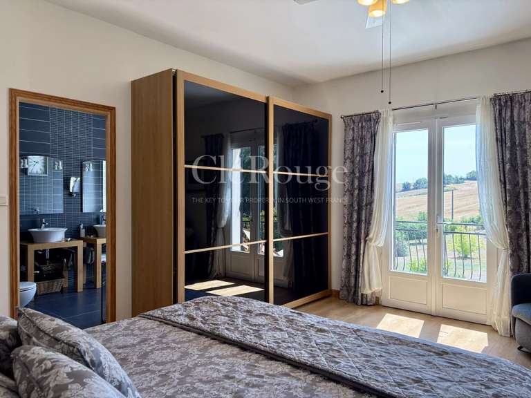 House Tombeboeuf - 3 bedrooms - 200m²