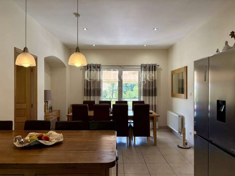House Tombeboeuf - 3 bedrooms - 200m²