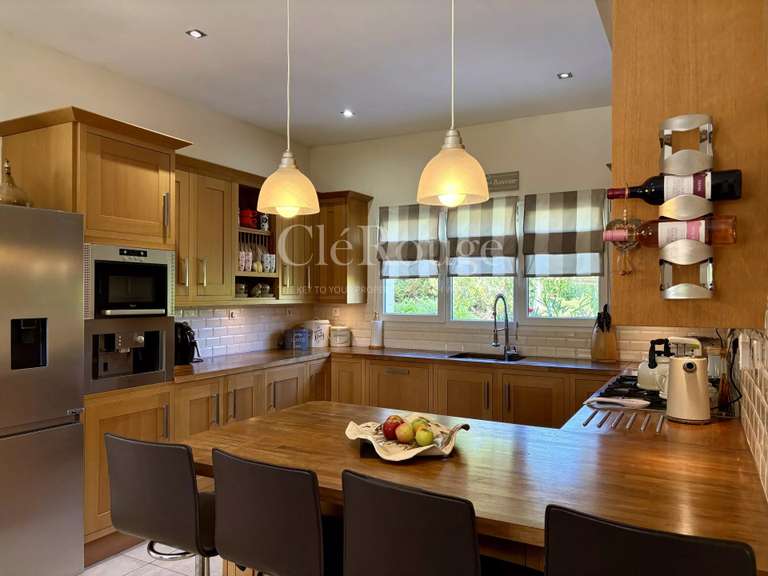 House Tombeboeuf - 3 bedrooms - 200m²