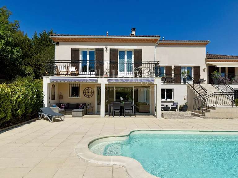 House Tombeboeuf - 3 bedrooms - 200m²