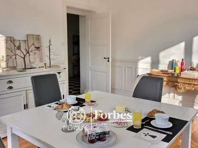 Propriété Tonquédec - 10 chambres - 407m²