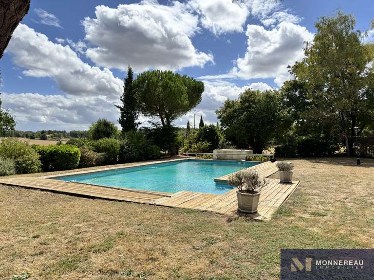 House Torsac - 4 bedrooms - 274m²